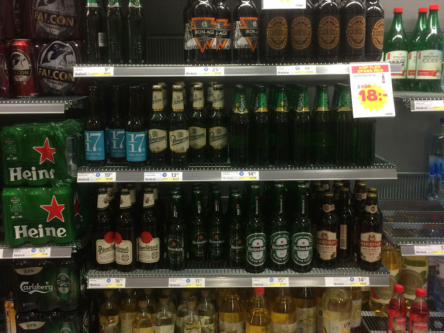 Schweden: Biersortiment im Supermarkt